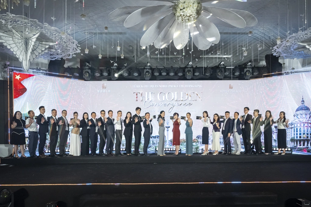 Gần 1.400 “chiến binh” ra quân tại lễ kick-off Noble Palace Tay Thang Long WorldHotels Residences